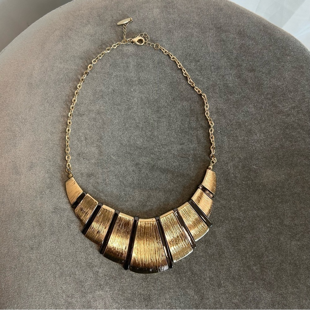 Nygard brushed gold curvy piano Cleopatra statement necklace